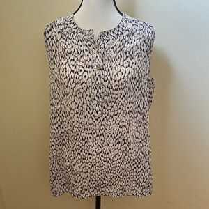 *NEW* 100% SILK Banana Republic Sleeveless Patterned Women's Top